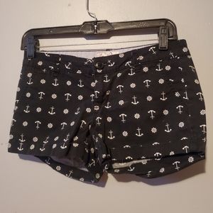 Kohl's Women's patterned Shorts Size3